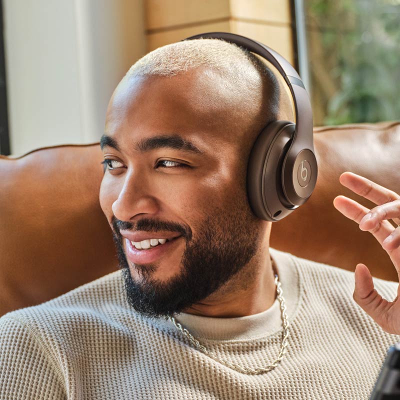 Beats Studio Pro , Deep Brown