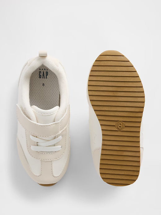 Baby Gap Toddler Star Sneakers New Off White Size: 9