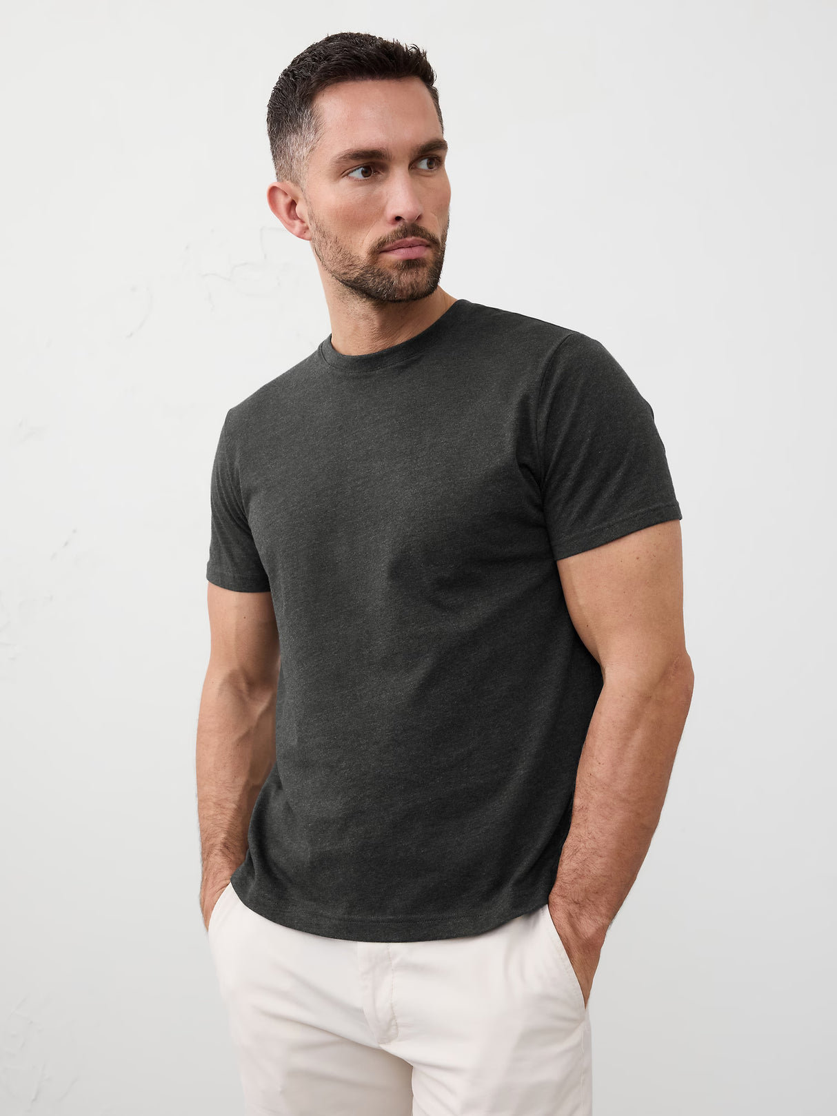 Banana Republic Standard-Fit Premium Wash Crew-Neck T-Shirt - Charcoal - Size: Med. Tall