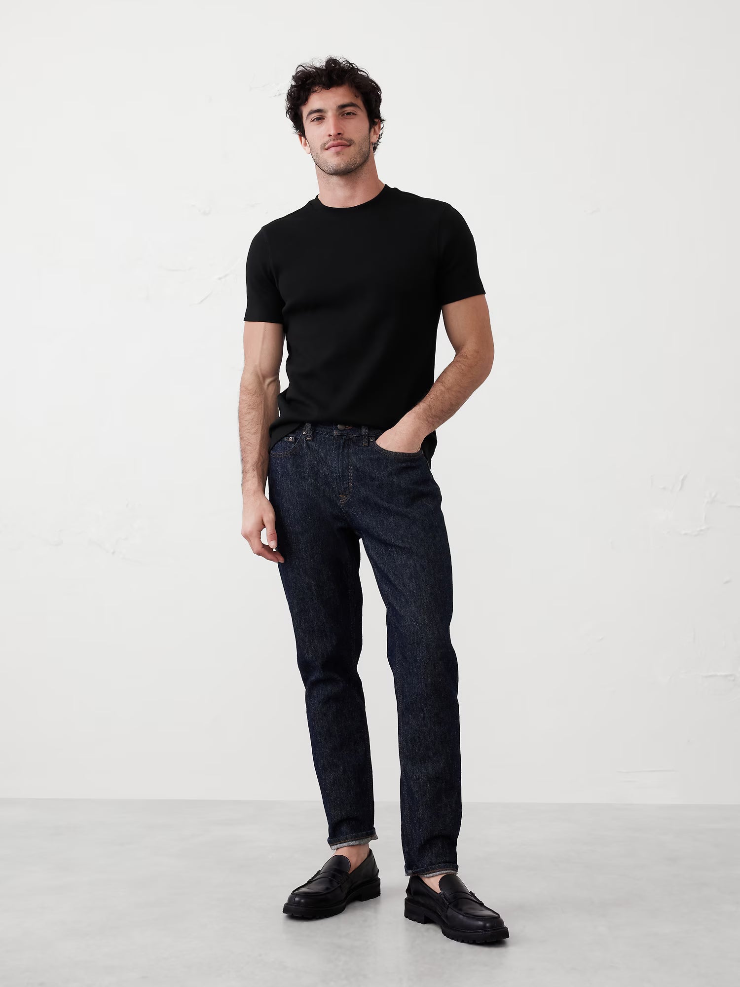 Banana Republic Mini Ribbed Crew - Black - Medium