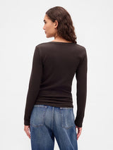 Modern Long-Sleeve V-Neck T-Shirt by Gap - Terra Brown - Large