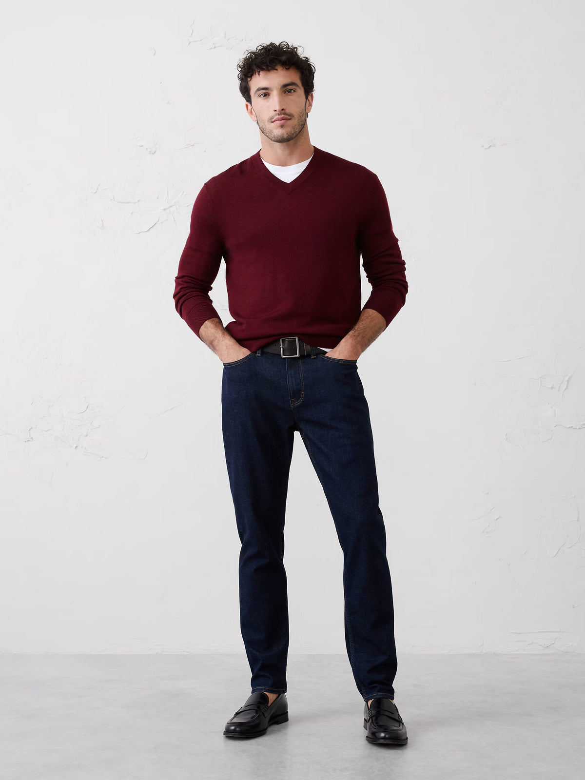 Banana Republic Men's Merino Wool V-Neck Sweater Size Medium