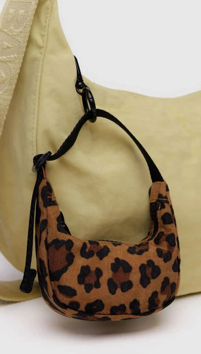 URBAN OUTFITTERS | BAGGU Crescent Bag Charm | Leopard