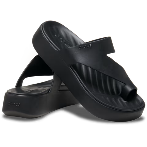 CROCS Women's Getaway Platform Toe Loop in Black - 11