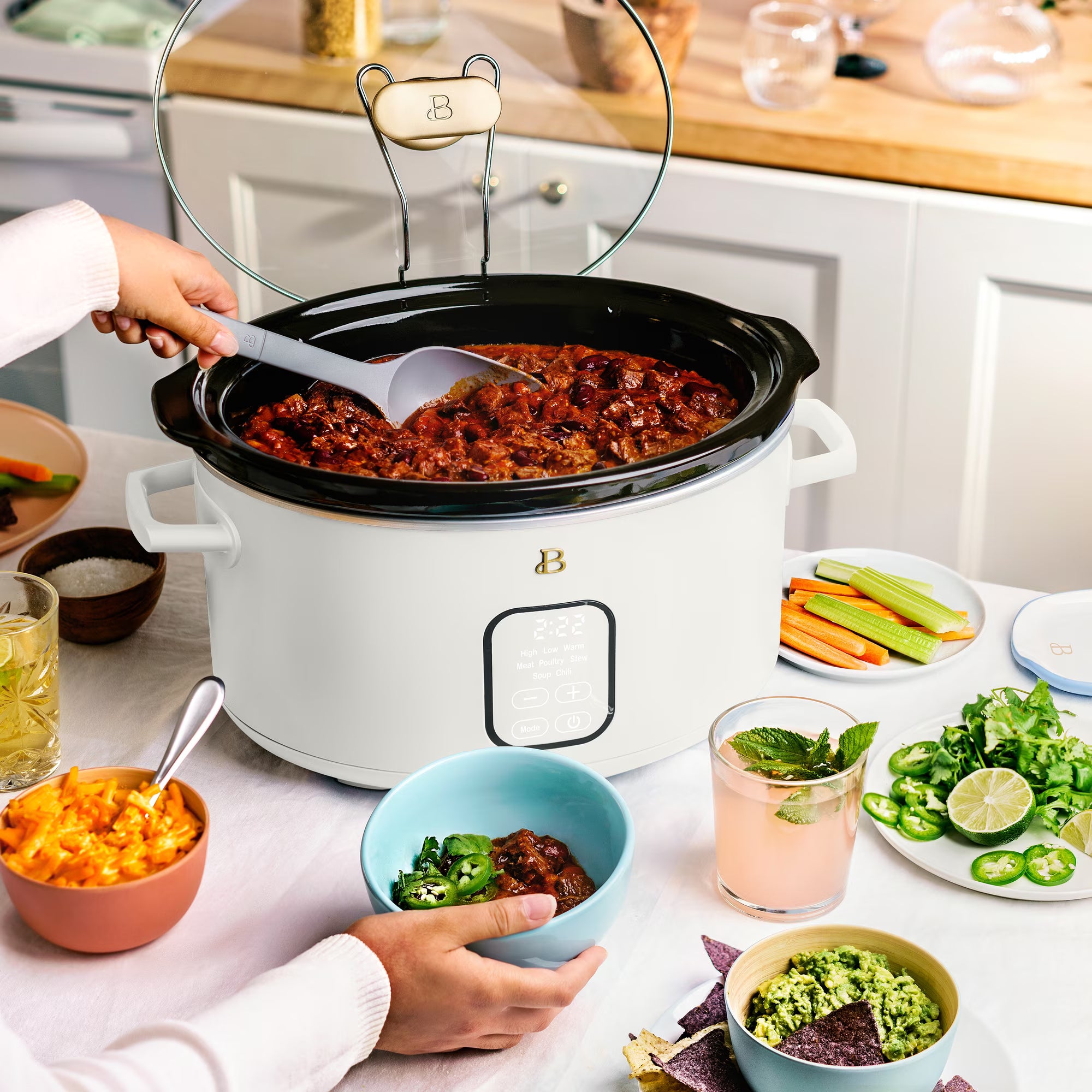 BEAUTIFUL by Drew Barrymore - 6QT Programmable Slow Cooker in White Icing