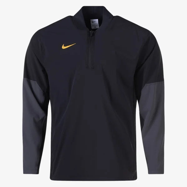 Nike Lightweight Coach Jacket. X Large