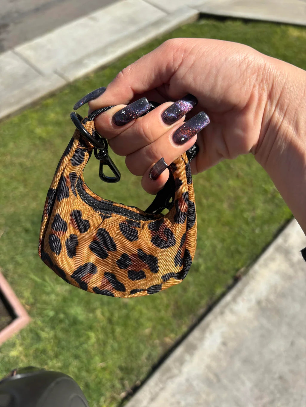 URBAN OUTFITTERS | BAGGU Crescent Bag Charm | Leopard