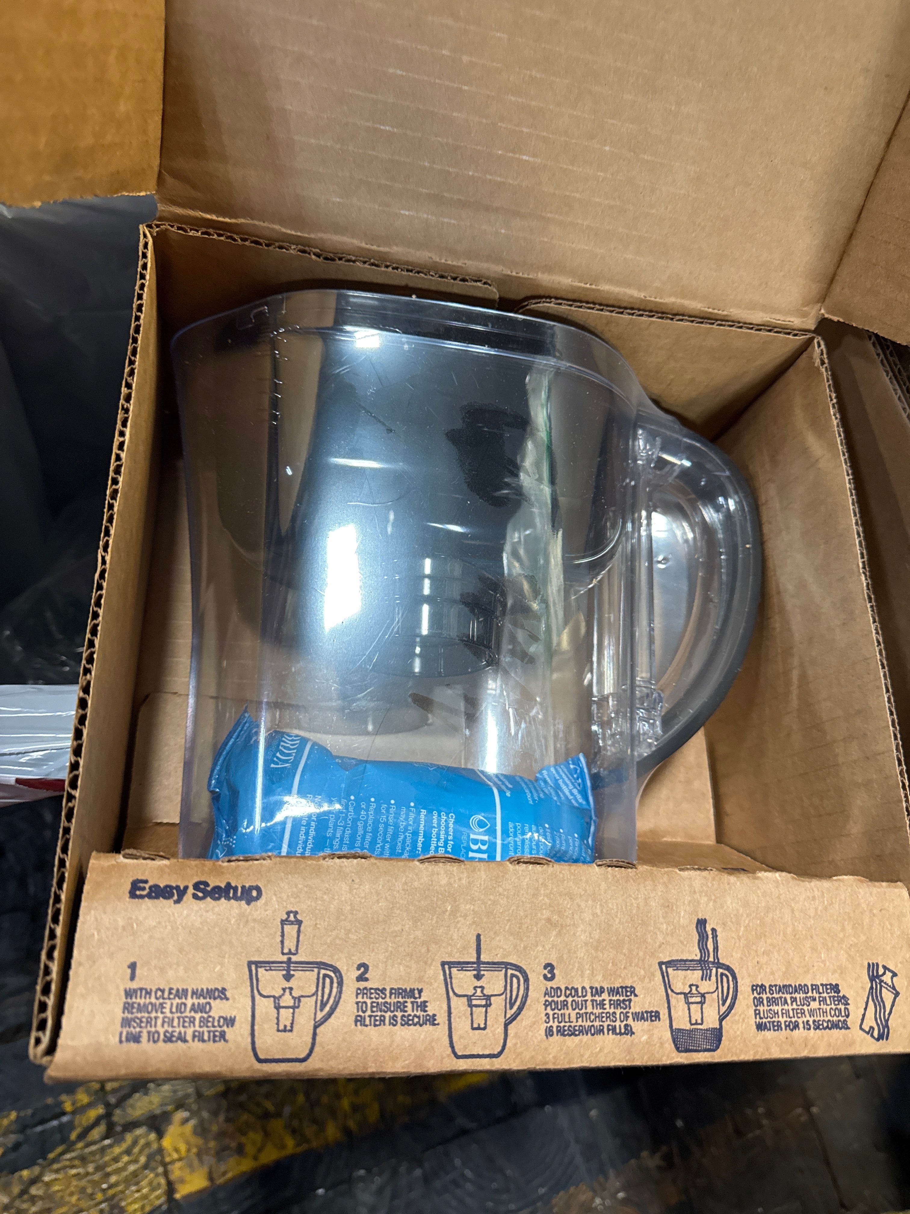 Brita Small 6 Cup Water Filter Pitcher, 1 BritaPlus Filter, Metro, Black (Package May Vary)