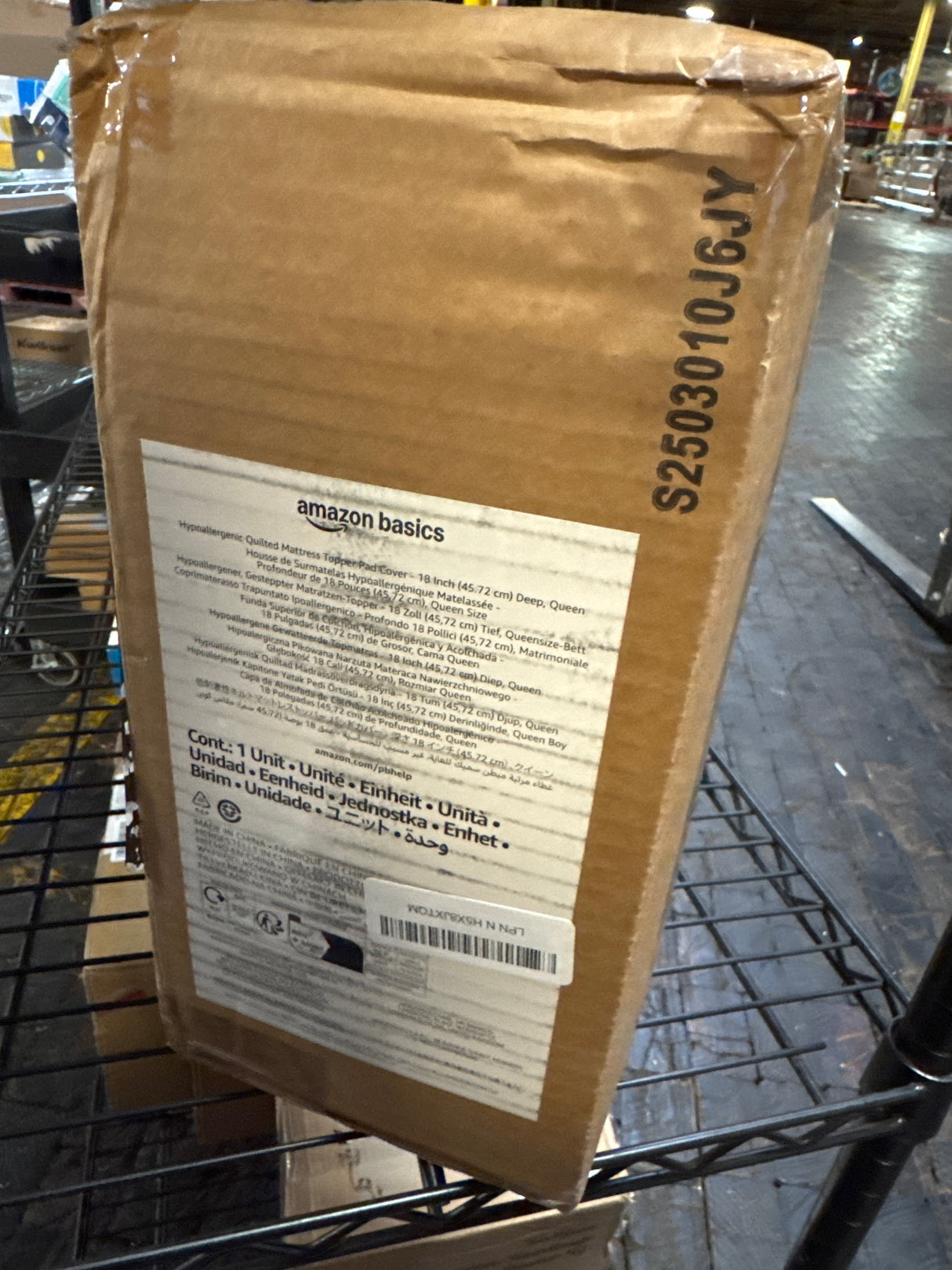 Amazon Basics Hypoallergenic Quilted Plush and Breathable Mattress Topper Pad, 18 Inches Deep, Queen, White