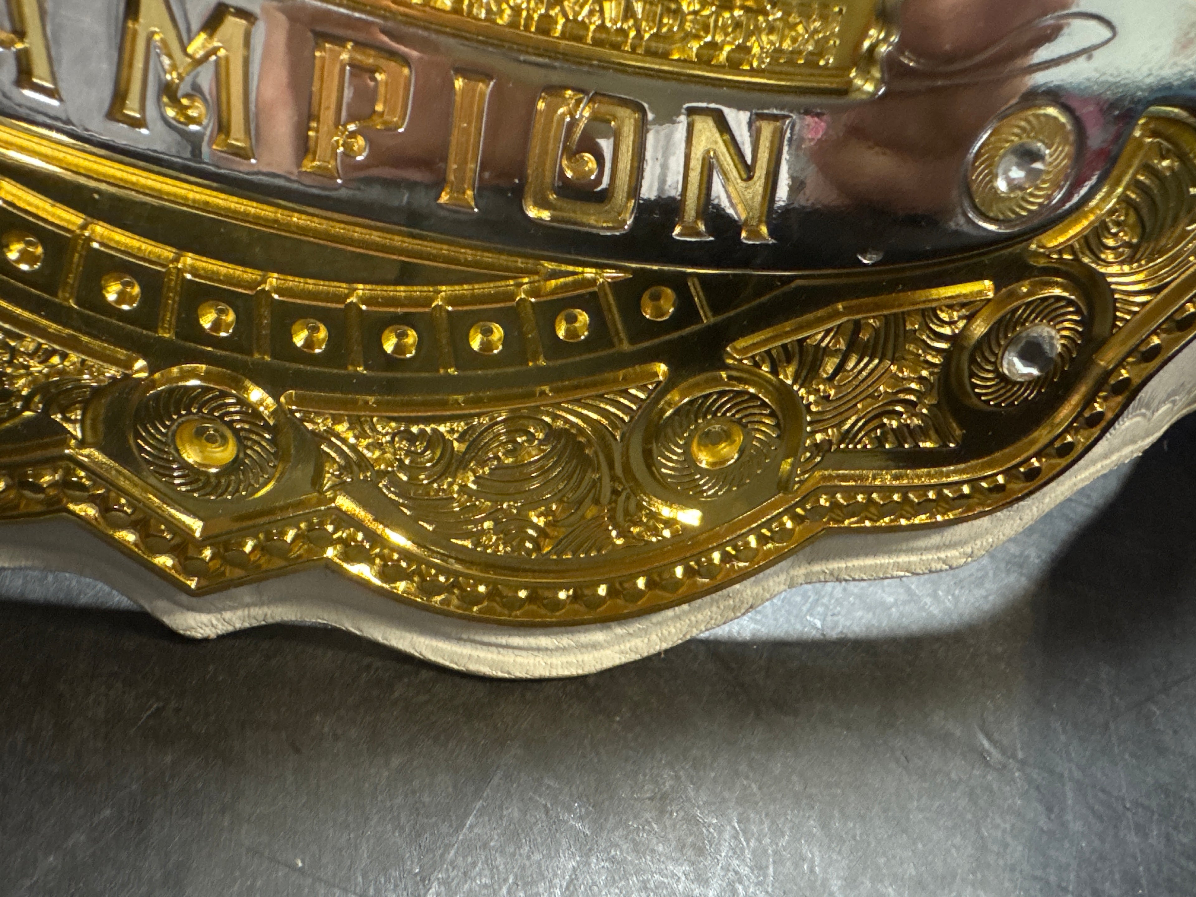 IWGP WHITE Intercontinental Wrestling Heavyweight Championship Belt - Adult Size Replica - NJPW Style Premium White Title Belt