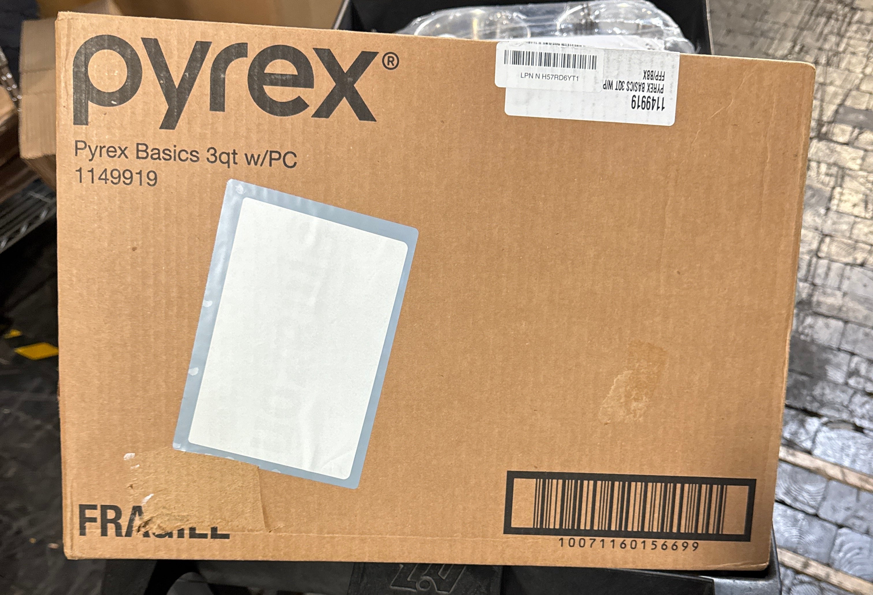 Pyrex (1) 233 3-Qt Rectangular Glass Baking Dish & (1) 233-PC Red Food Storage Lid – Clear Glass Bakeware – Perfect for Leftovers, Food Preparation and So much More - Made in the USA