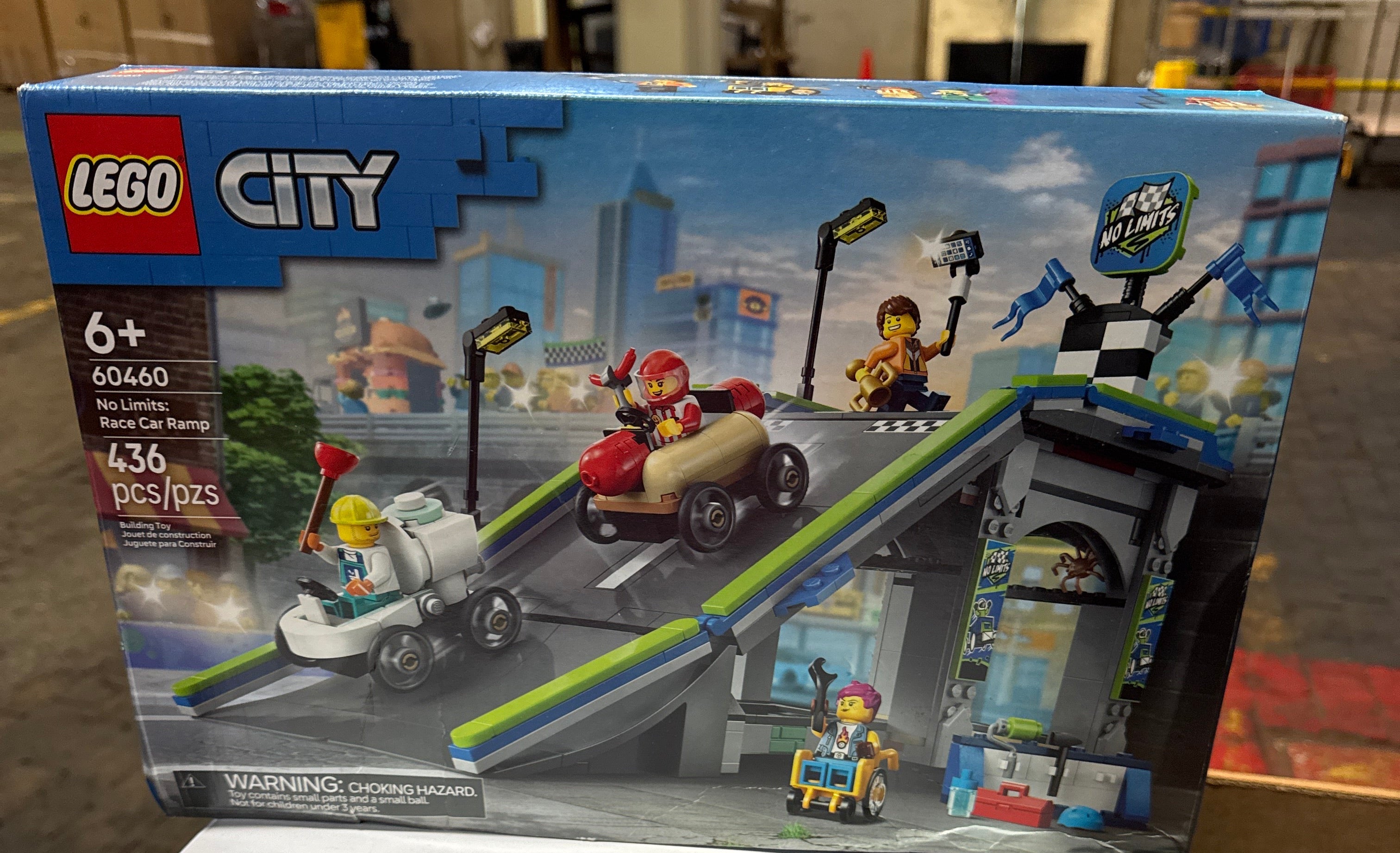 LEGO City No Limits: Race Car Ramp Track Toy - Building Toy for Kids, Boys and Girls, Ages 6+ - Soap Box Car Ramp for Racing with 2 Cars, 4 Minifigures, and Buildable - Gift Idea - 60460