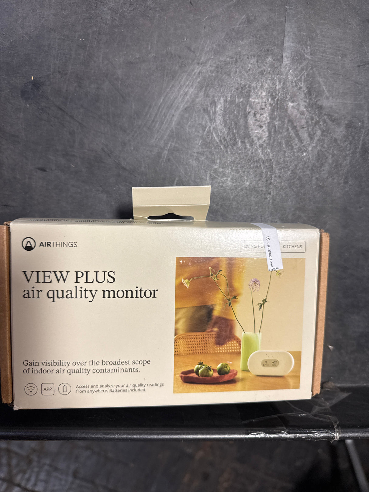 Airthings 2960 View Plus - Battery Powered Radon & Air Quality Monitor (PM, CO2, VOC, Humidity, Temp, Pressure)