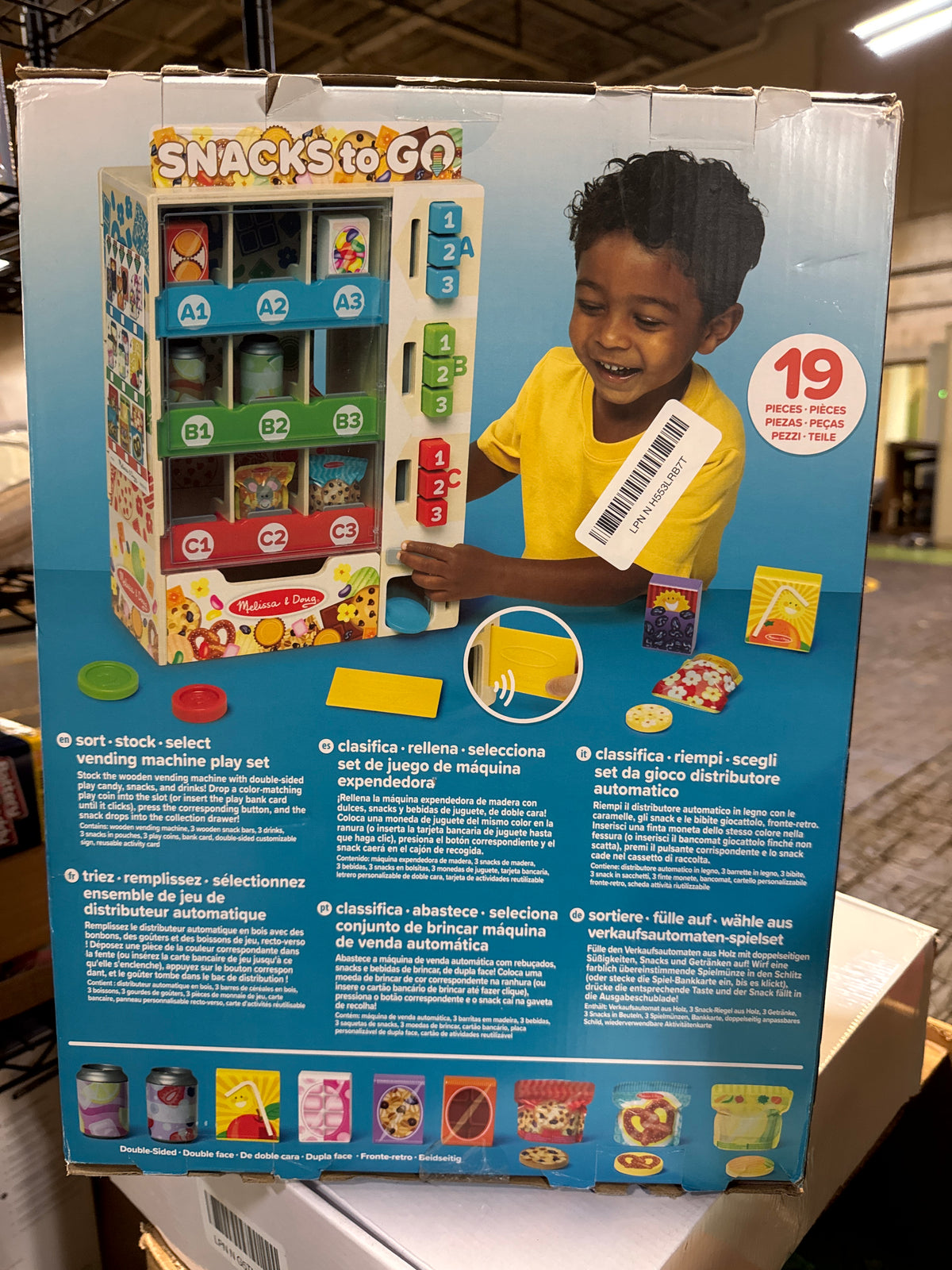 Melissa & Doug Sort-Stock-Select Wooden Vending Machine Toy with Play Food, Mini Vending Machine Toys & Play Money, Preschool Toys for Kids Ages 3+