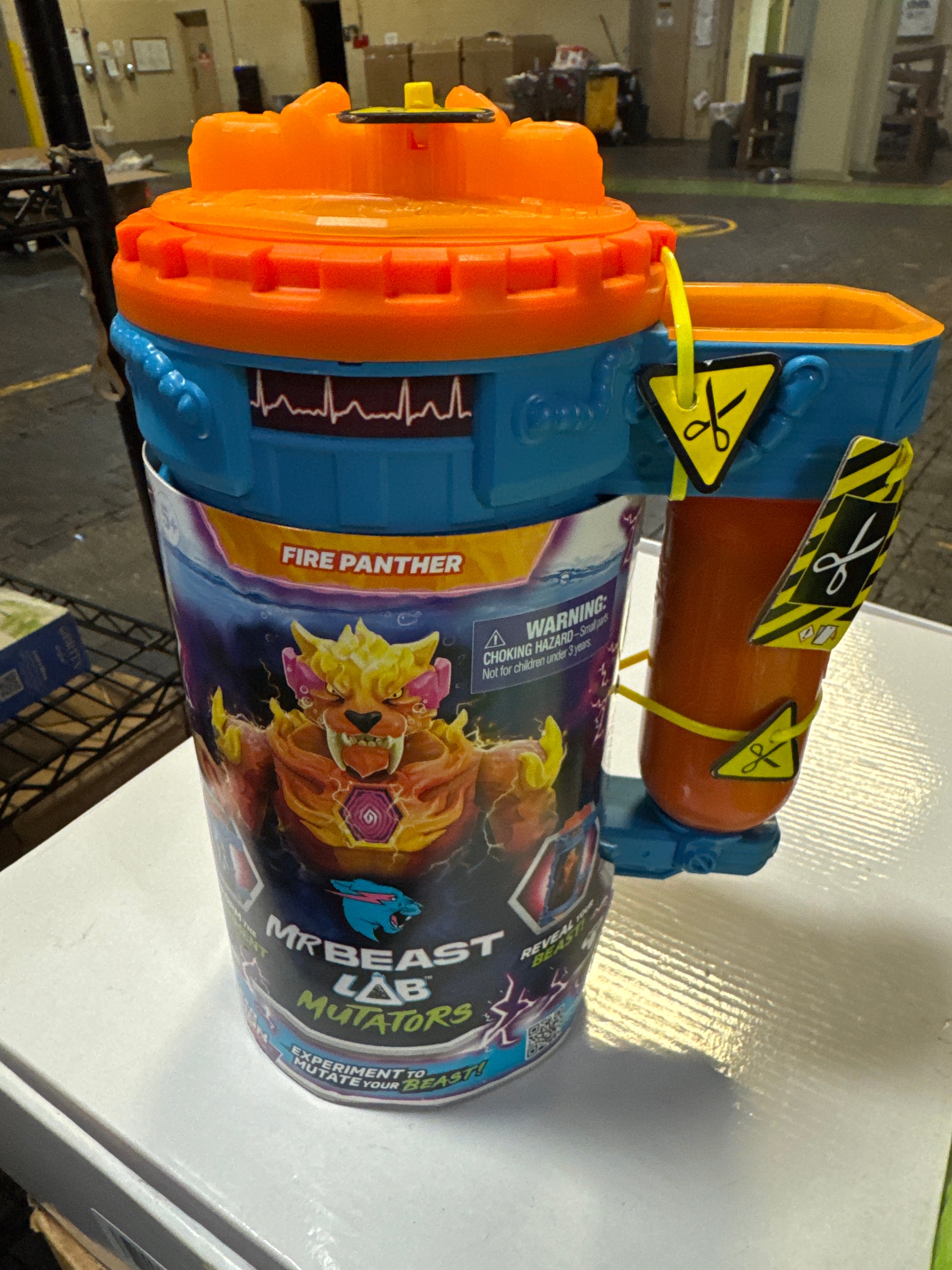 MrBeast Lab Hyper Fusion Mutators, Experiment & Create The Fire Panther, Add Mutation Fluid, Press The Fingerprint Scanner & Reveal The Panther, Over 20 Points of Articulation, Collect All 3