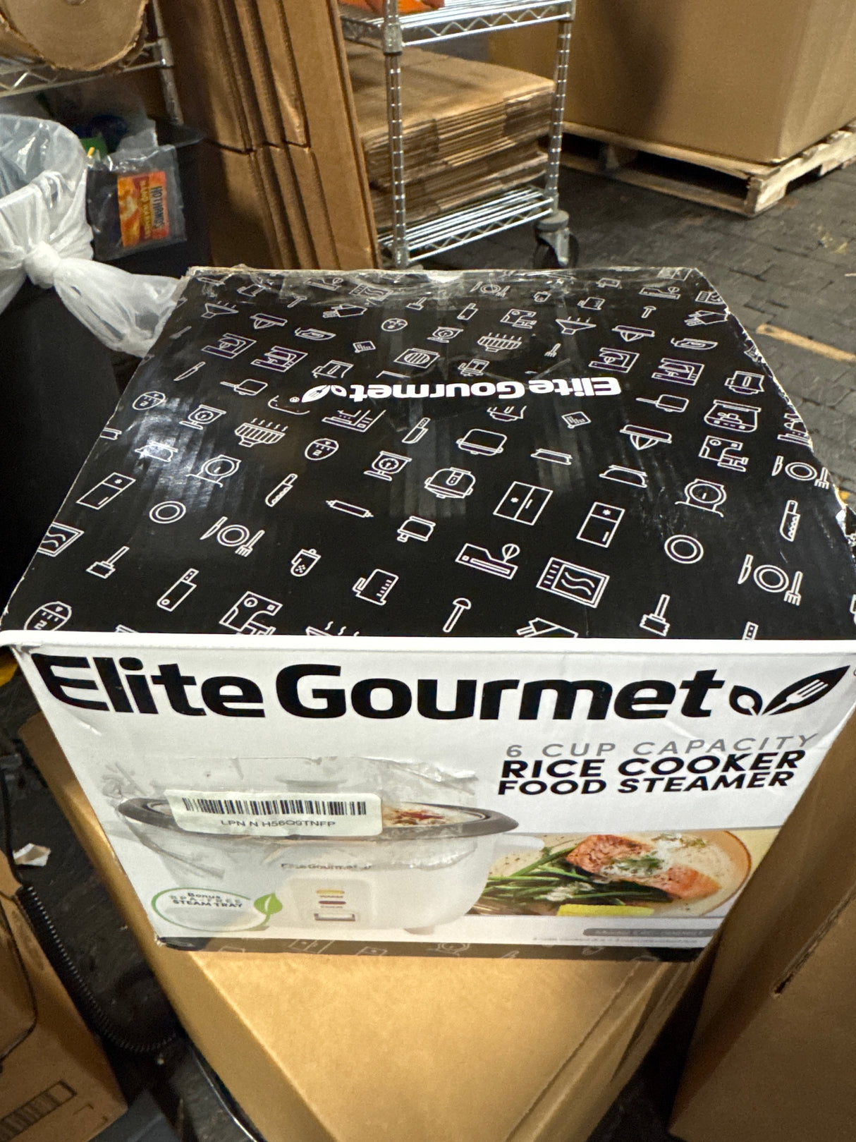 Elite Gourmet Electric Rice Cooker with Steam Tray and Non-Stick Inner Pot Makes Soups, Stews, Grains, Cereals, Keep Warm Feature, 6 Cups Cooked (3 Cups Uncooked), White