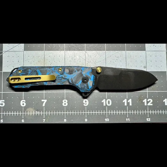 Remette TacKnives Exclusive Glow Cosmic - Crushed Blue Carbon Fiber