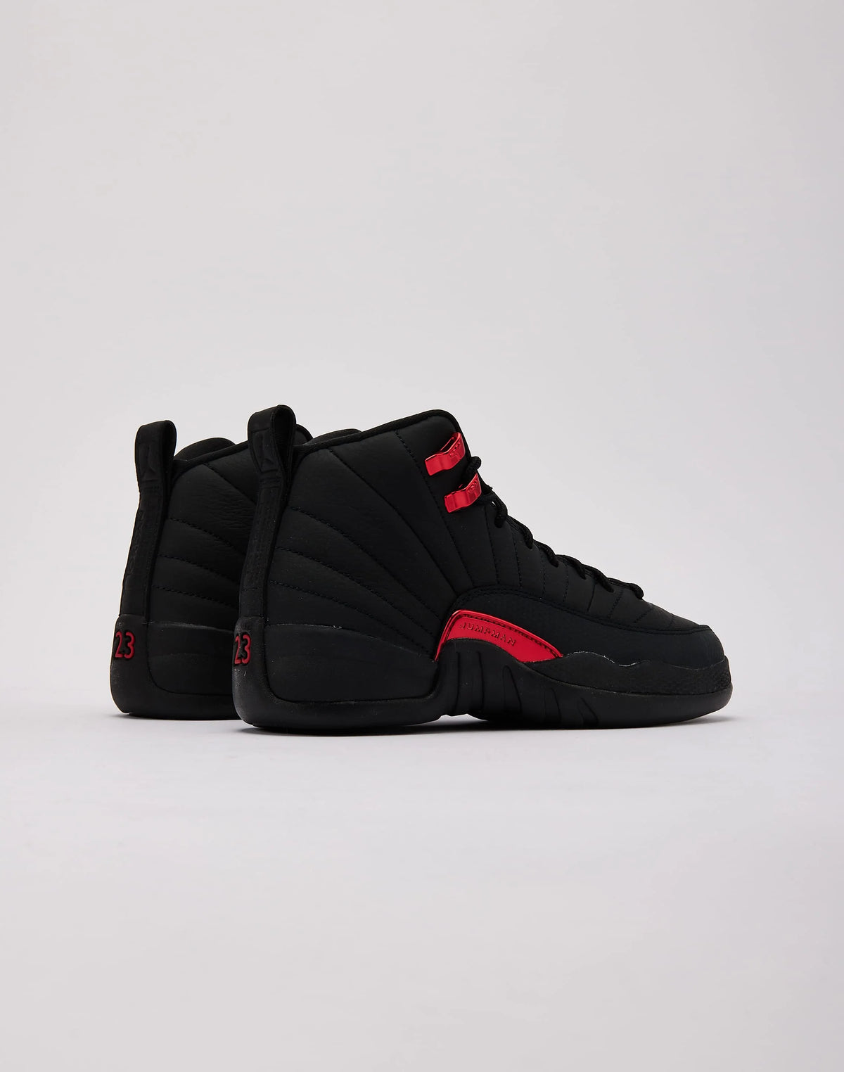 Jordan 12 Retro Bloodline Grade School Shoes - 6Y