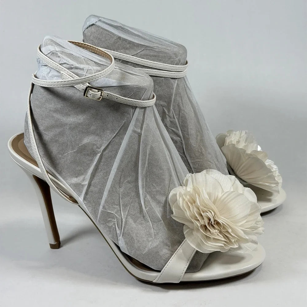 I.N.C. International Concepts Women's Harvina Flower Dress Sandals - Preppy White - 10M