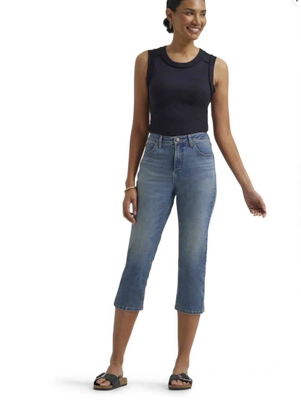 *LEE jeans, Women's Mid Rise 23" Capri, Push Back, 6
