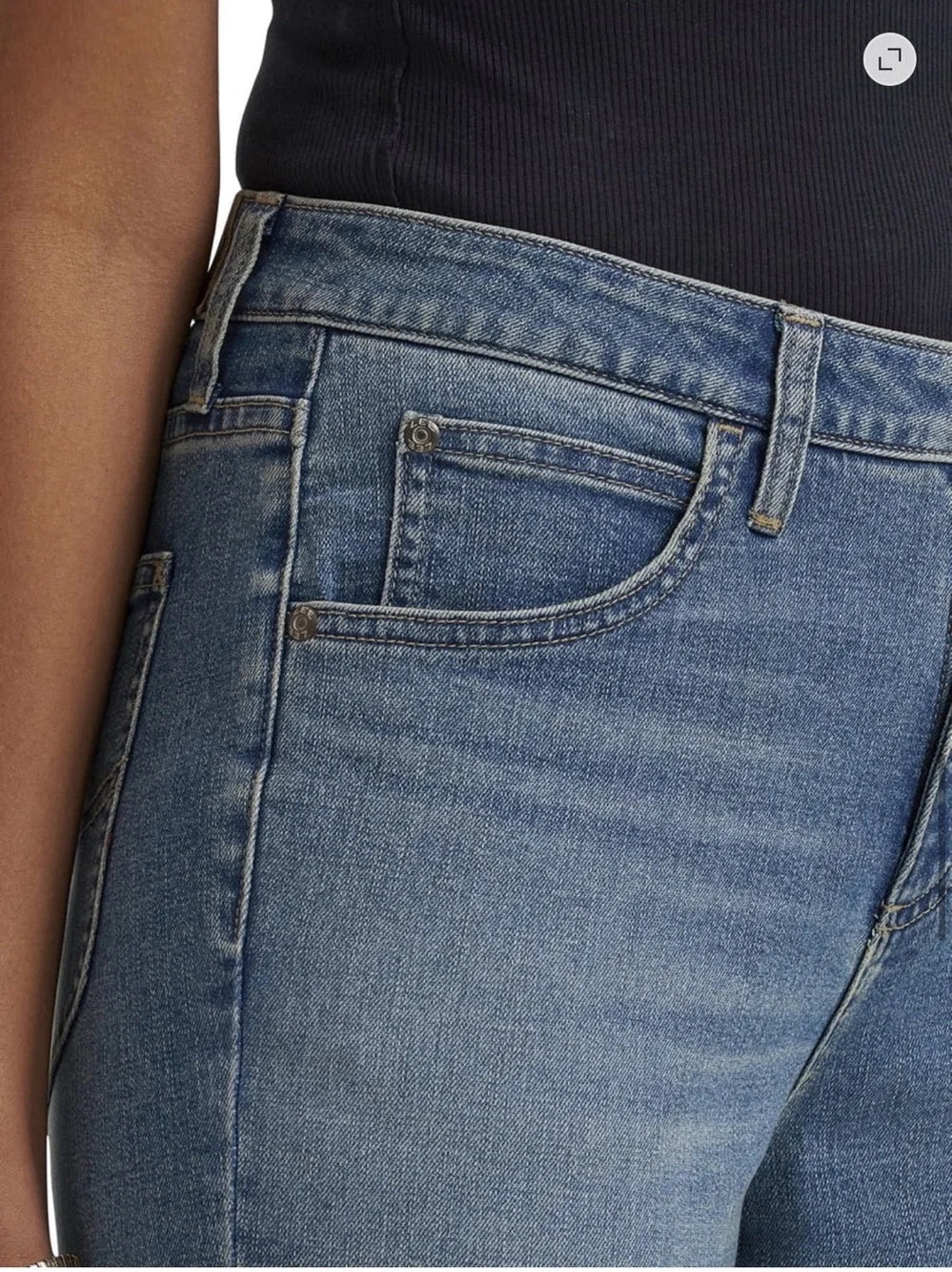 *LEE jeans, Women's Mid Rise 23" Capri, Push Back, 6