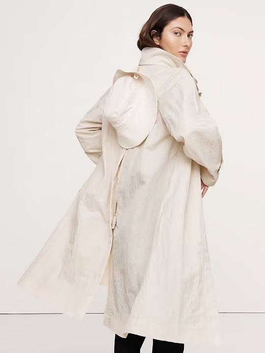 BANANA REPUBLIC | Water Resistant Coat with Bucket Hat in Cream White | S