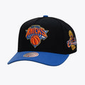 Mitchell & Ness New York Knicks Black Three-Time NBA Champions Banner Pro Pinch Snapback Hat