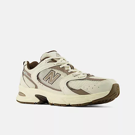 NEW BALANCE 530 - Unisex M7/W8.5 - Medium