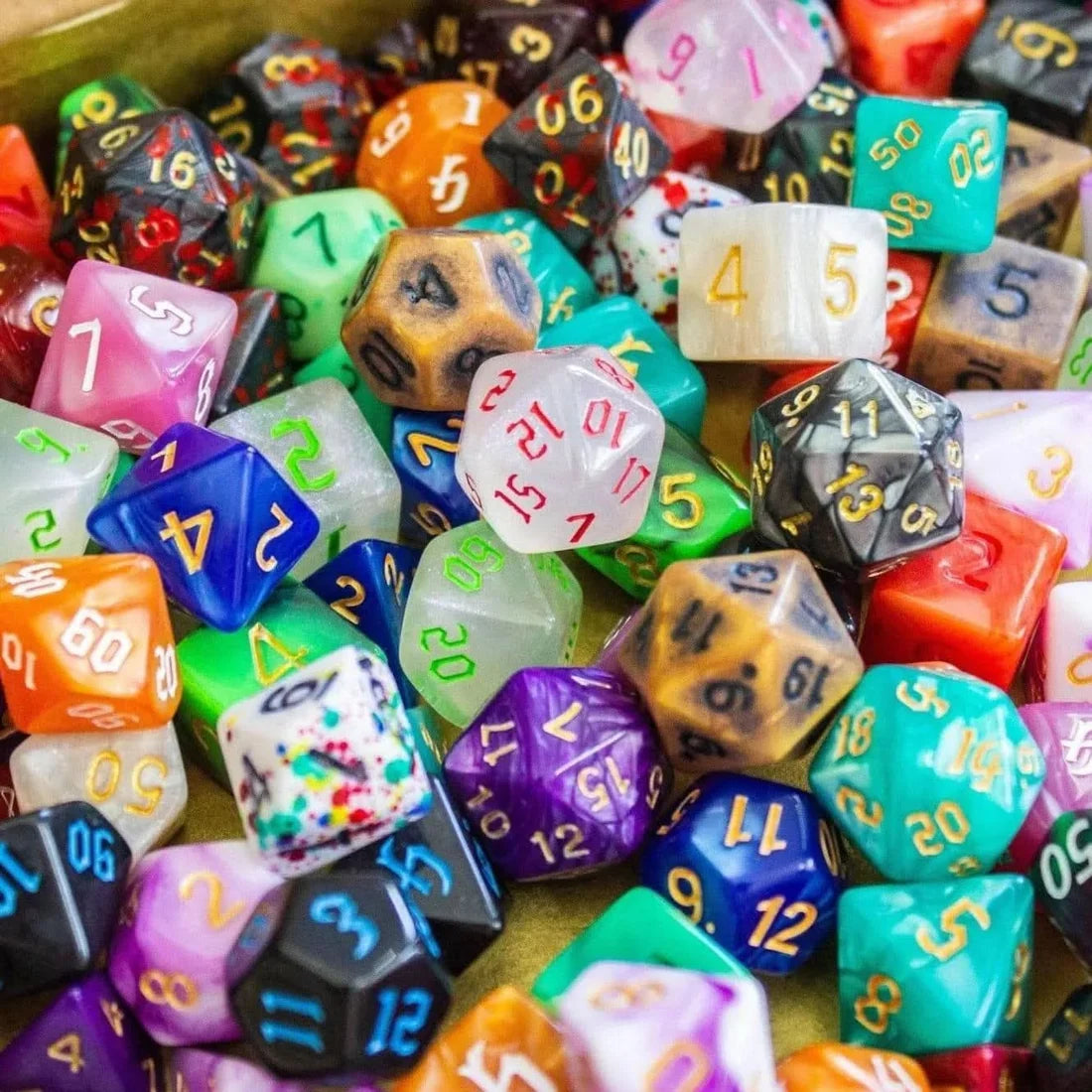 MYSTERY DICE GOBLIN - Mystery Mismatch Dice Bag - Full Set of Mismatched Polyhedral Dice - 1 Set