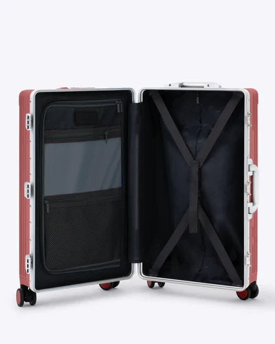 NOBL Suite Case 28''
