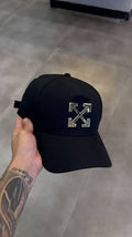 OFF WHITE Metallic Arrows Curved Brim Twill Cap (Black)