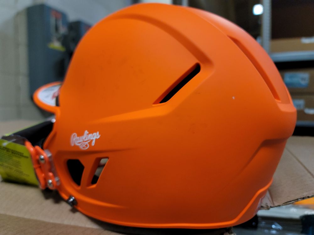 RAWLINGS - CoolFlo MAX Youth Softball Batting Helmet with Face Guard - Medium/Large - Neon Orange