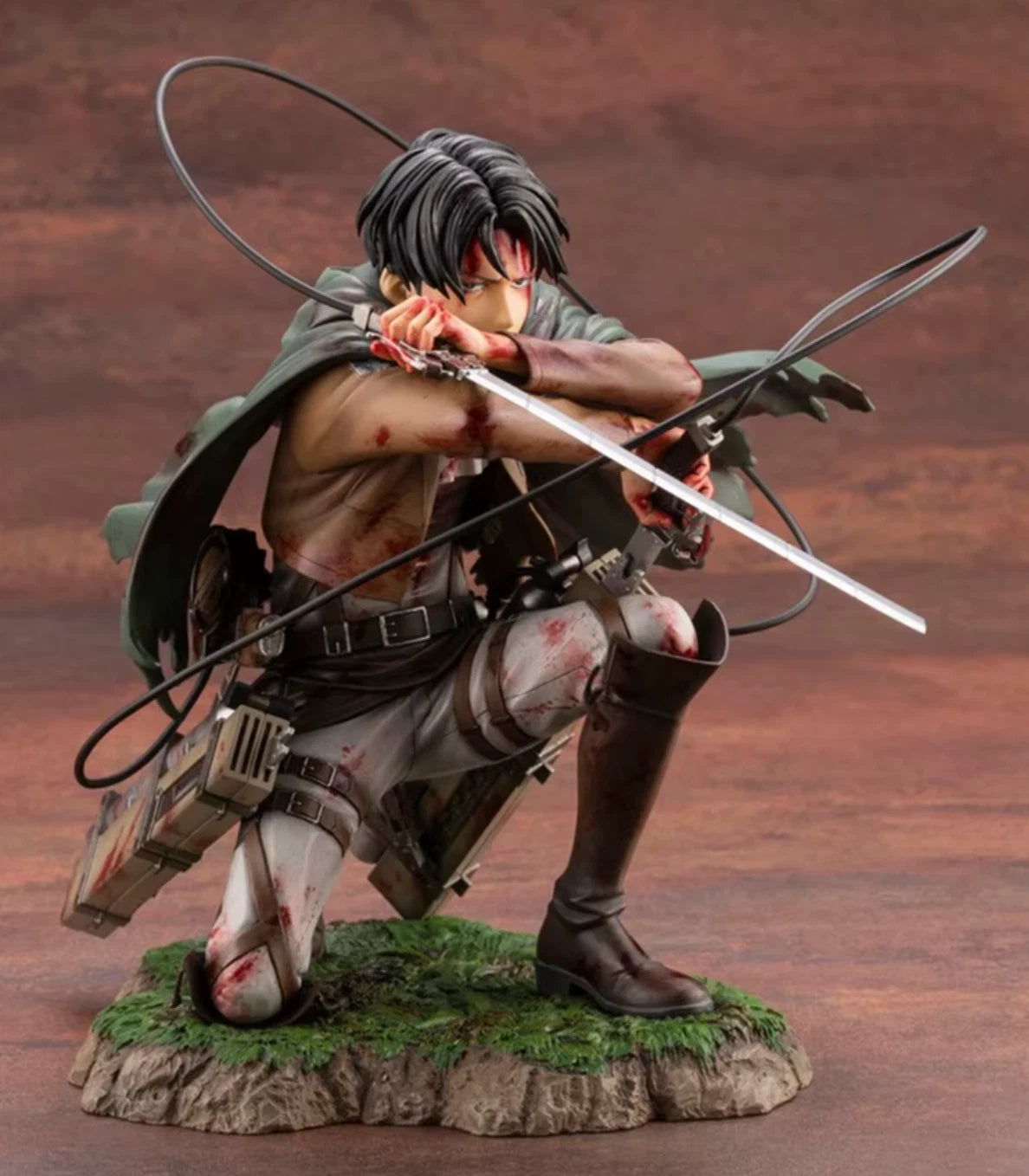 Levi Ackerman Figure 18CM 1/7 scale Attack on Titan KOTOBUKIYA