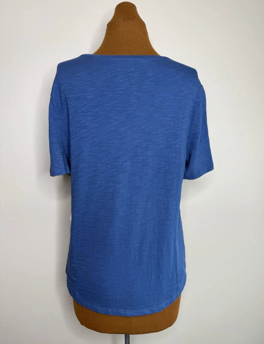 Chico’s Blue V-Neck Short Sleeve Top Cotton Pocket - Marina Blue (Size 3)
