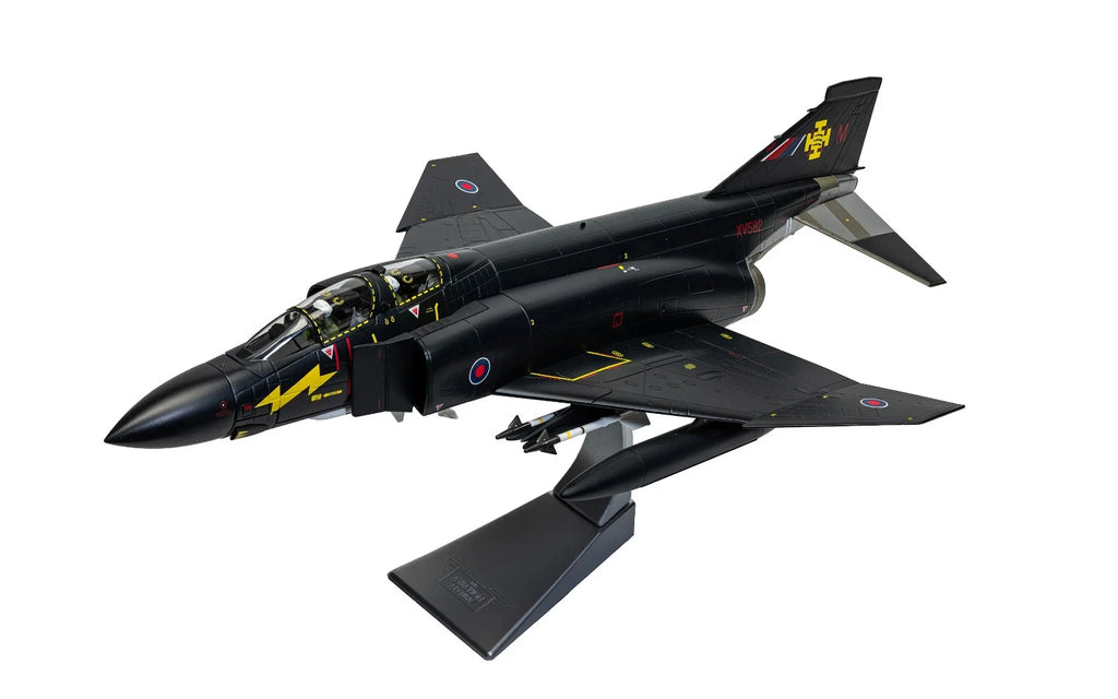 Corgi Aviation Archive Collector Series AA27904 McDonnell Douglas F-4K Phantom FG.Mk 1 Diecast Model RAF No.111 Sqn, XV582 Black Mike, RAF Leuchars, Scotland, 1989