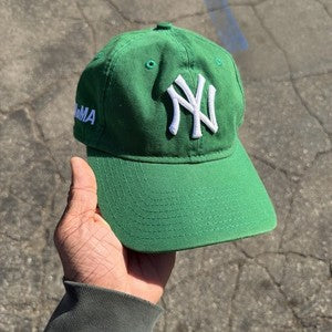 MoMA NY Yankees Adjustable Baseball Cap (9Twenty)
