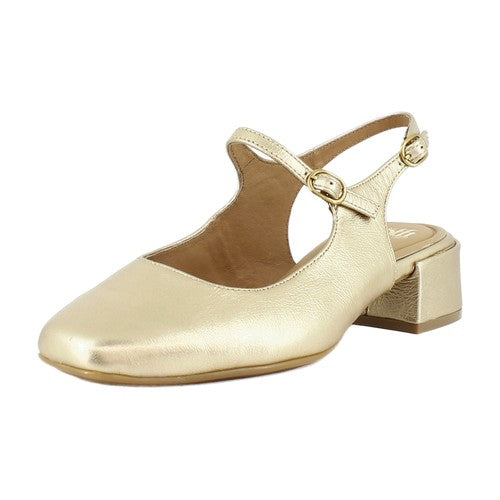 Sofft Leyla Gold Size 8.5
