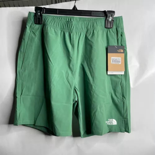 The North Face Division Wander Short Deep Grass Green    NWT