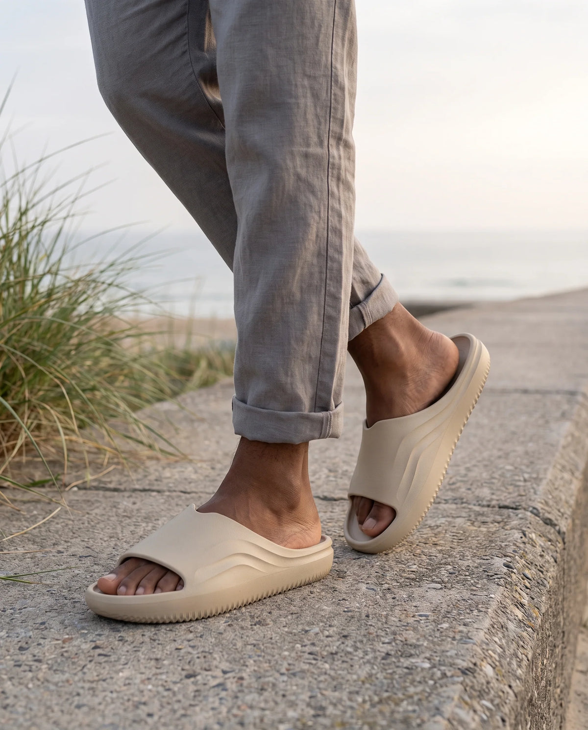 Stand+ Unisex Recovery Slide for Athletes AG3 - Sand - Size: Men 7/Women 9