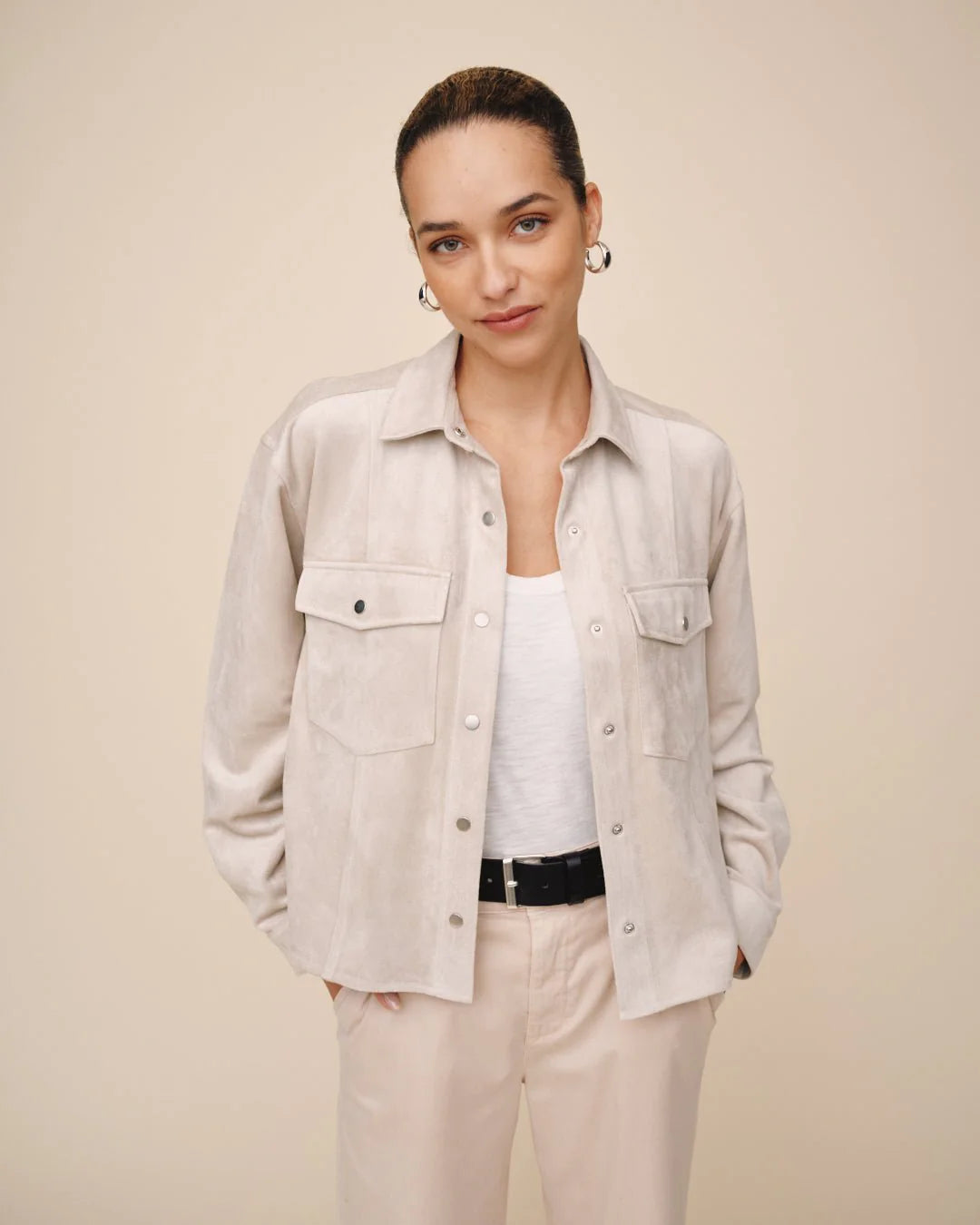 Bella Dahl Seamed Pocket Shacket - Panna Cotta Size: M