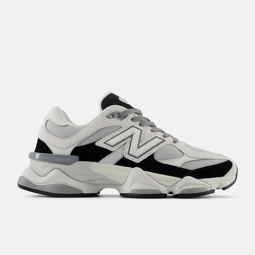 New Balance 9060 Shoes Size: 6M/7.5W