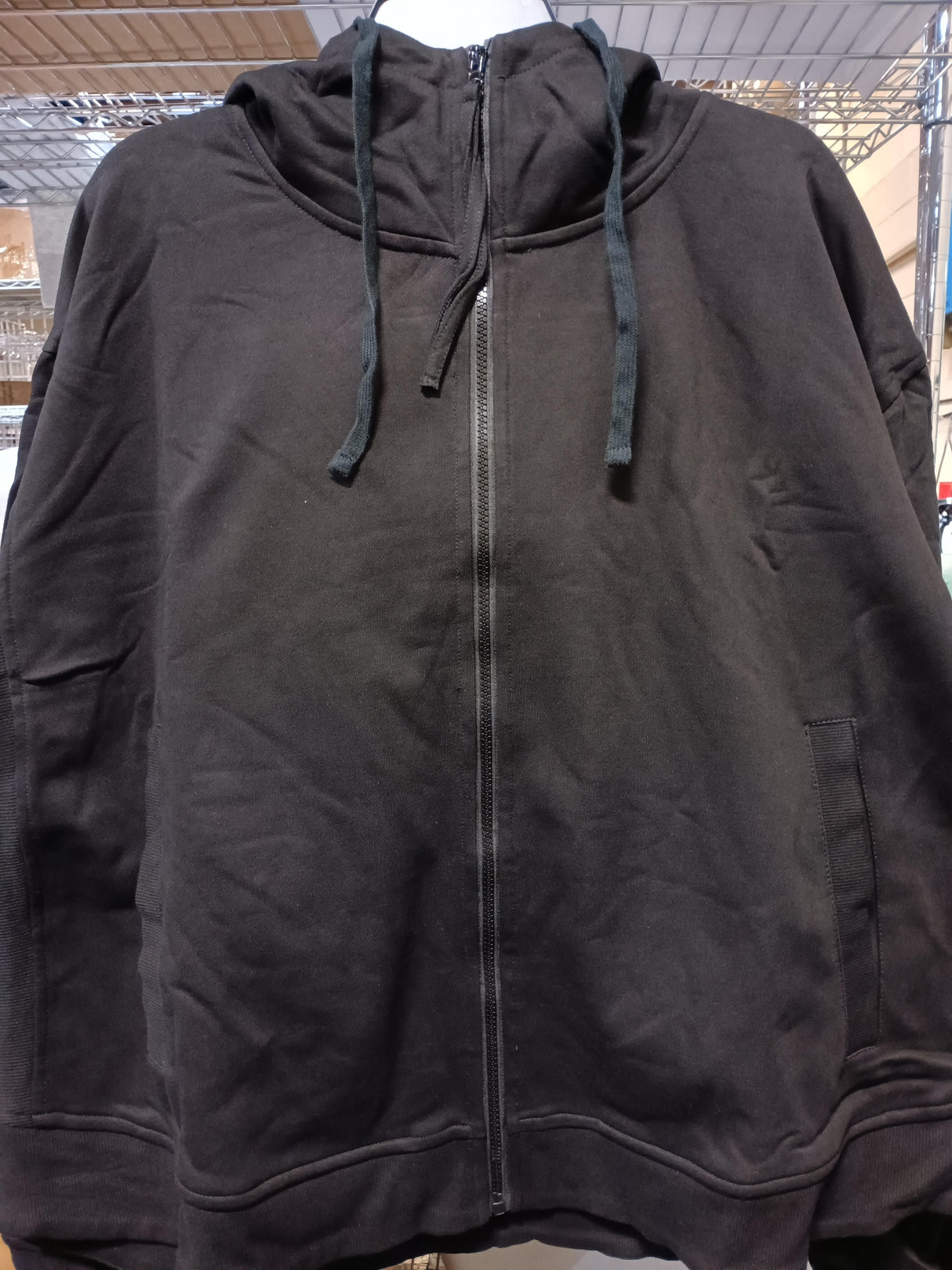 Premium Streetwear - Art PAKA Black - Size L