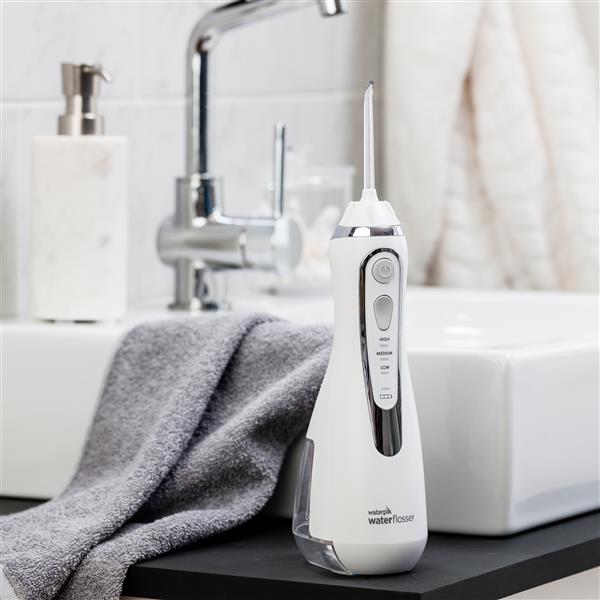 Waterpik Cordless Advanced 2.0 Water Flosser For Teeth, Gums, Braces, Dental Care With Travel Bag and 4 Tips, ADA Accepted, Rechargeable, Portable, and Waterproof, White WP-580, Packaging May Vary